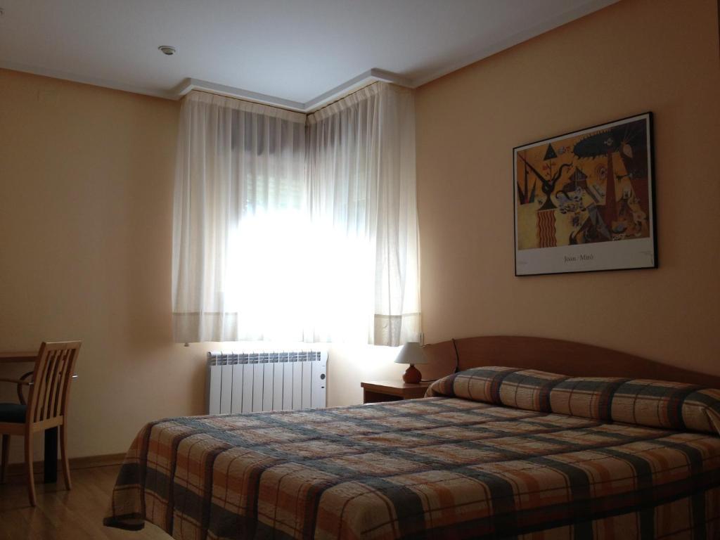 Apartamentos Turisticos Puerta De León Eksteriør bilde