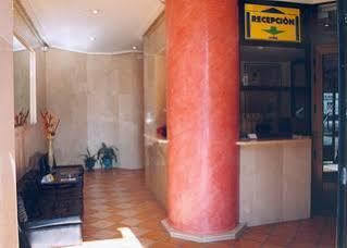 Apartamentos Turisticos Puerta De León Eksteriør bilde