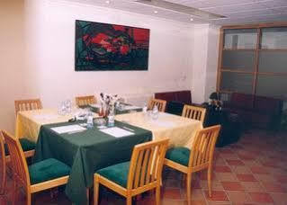 Apartamentos Turisticos Puerta De León Eksteriør bilde